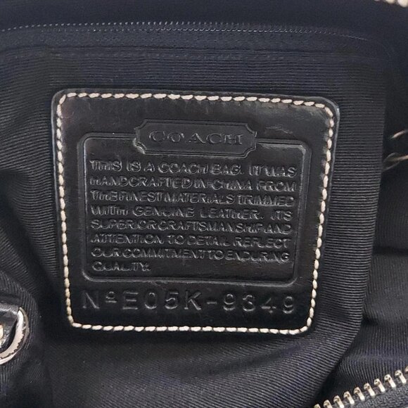 Auth COACH Signature Soft Slim Medium Duffle 9349 Cream Black Jacquard Leather - Picture 6 of 10